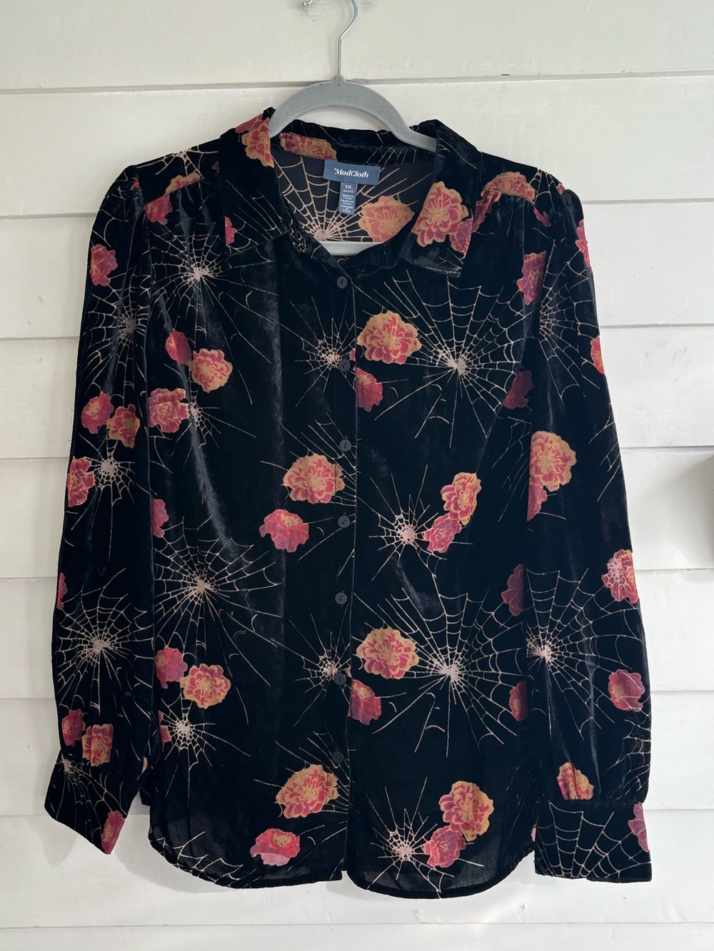 Modcloth Black Velvet Burnout Floral and Spiderweb Button Down Top Women’s 1X